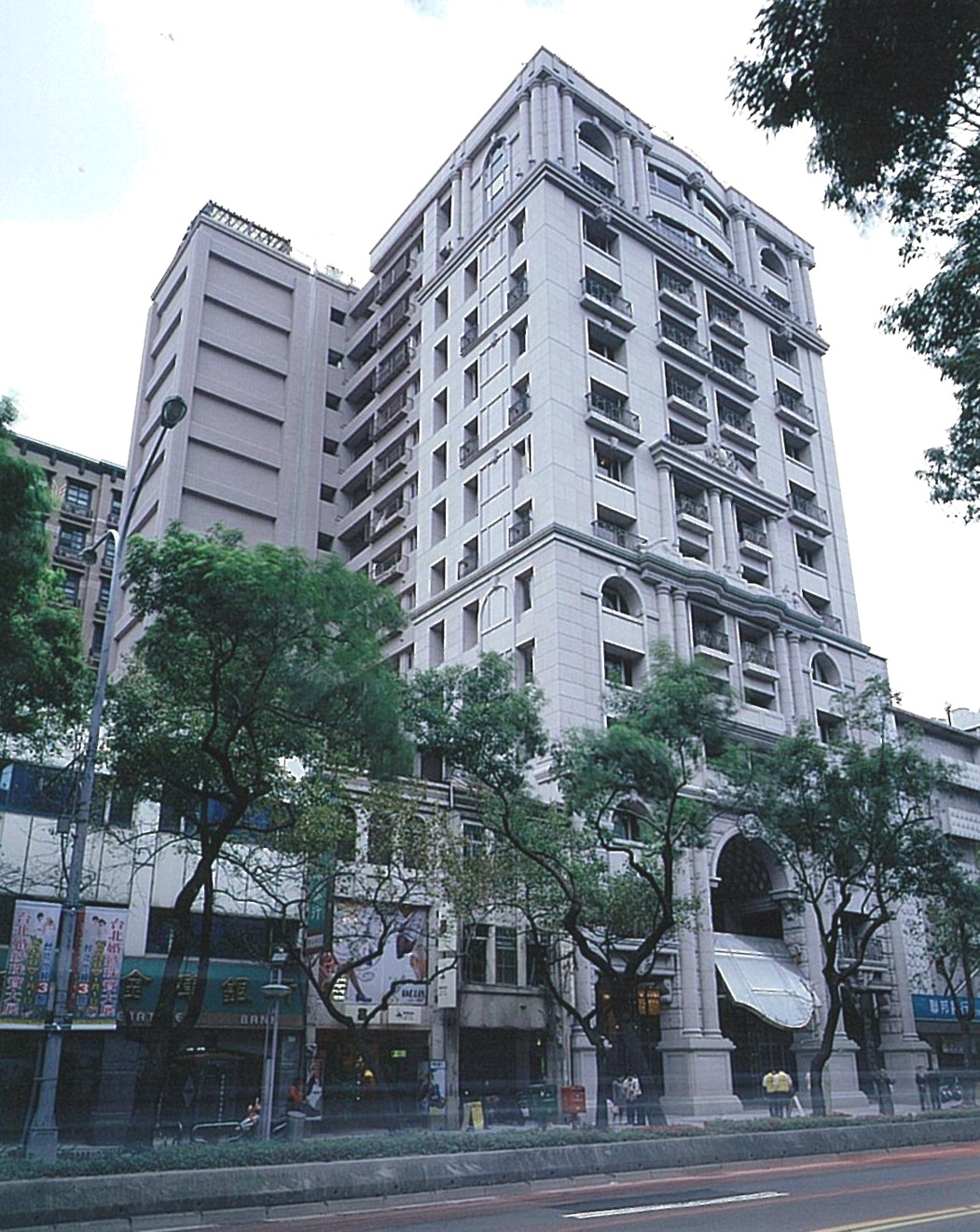 香榭富裔住宅大樓(逆打)