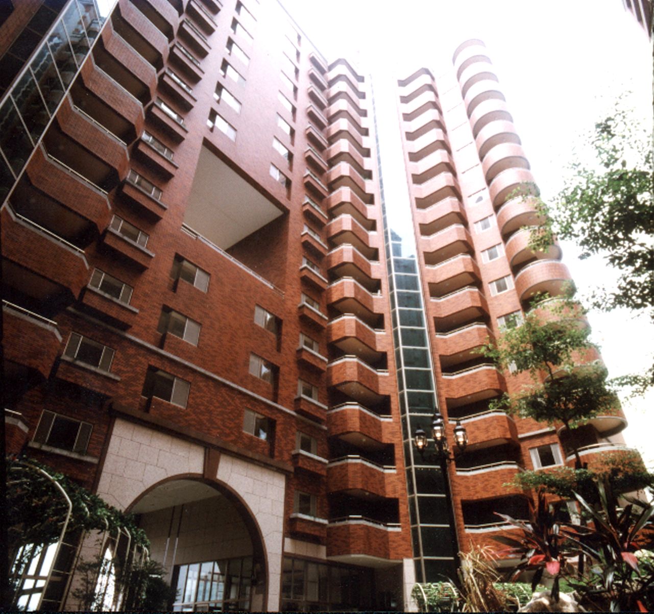 加基建設愛菲爾景觀大廈